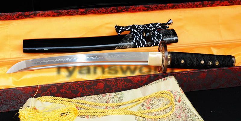 High Quality 1095 Carbon Steel Clay Tempered Japanese Samurai Tanto Sword