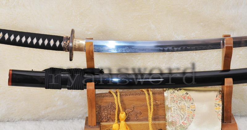 Handmade 1095 Folded Steel Clay Tepmered Samurai Sword